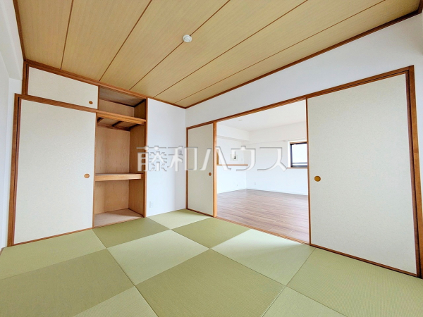 和室 【ライオンズヒルズ調布つつじヶ丘・弐番館】 和室 【ライオンズヒルズ調布つつじヶ丘・弐番館】