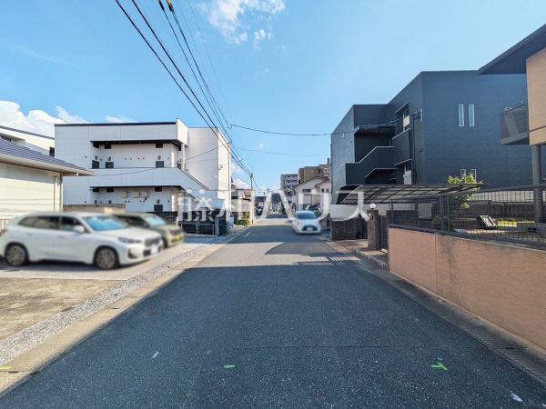 接道状況および現場風景 【福岡市東区筥松3丁目】 接道状況および現場風景 【福岡市東区筥松3丁目】