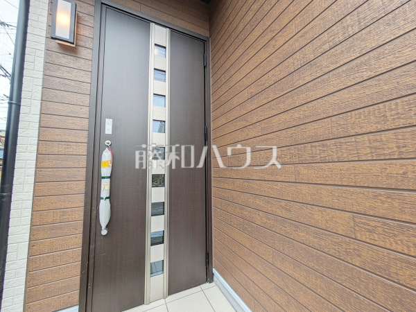 A号棟 玄関 【福岡市早良区干隈6丁目】 A号棟 玄関 【福岡市早良区干隈6丁目】