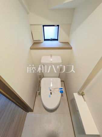 B号棟 トイレ 【福岡市早良区干隈6丁目】 B号棟 トイレ 【福岡市早良区干隈6丁目】