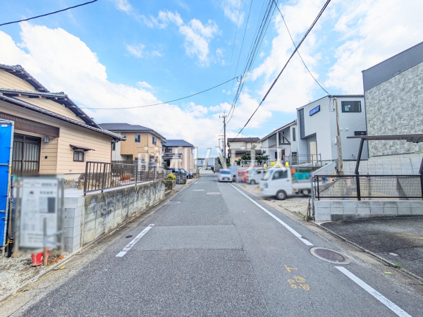 接道状況および現場風景 【福岡市東区香椎6丁目】 接道状況および現場風景 【福岡市東区香椎6丁目】