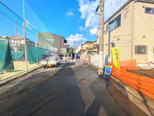 接道状況および現場風景 【練馬区南大泉5丁目】