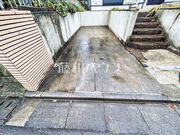 カースペース 【八王子市片倉町】 カースペース 【八王子市片倉町】
