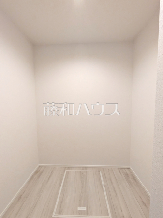 ウォークインクローゼット 【練馬区桜台4丁目】 ウォークインクローゼット 【練馬区桜台4丁目】