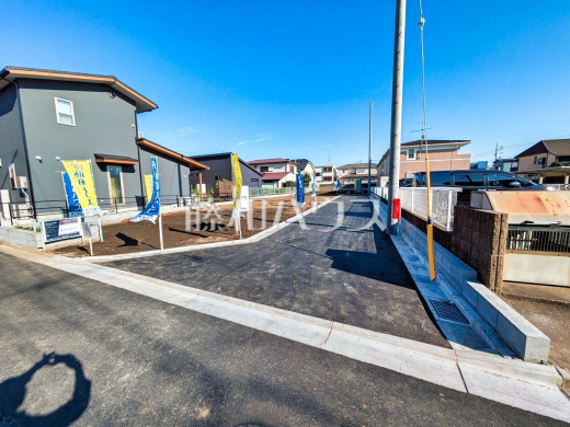 現場風景 【東久留米市本町4丁目】物件より10分圏内に小学校・保育園・スーパーが揃う好住環境