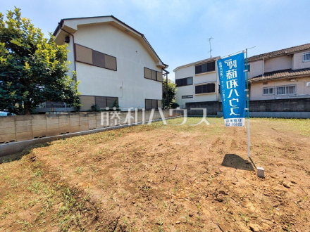 4号地 現地写真 充実した新たな生活を、「あったらいいな」がある、この地から始めてみませんか?鮮やかな青空と暮らすこの土地で・・・。 【東久留米市本町4丁目】/撮影日2026/07/21