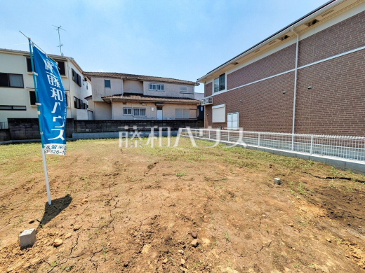 5号地 現地写真 まだまだ建築中ですが、ぜひ現地をご覧になりませんか?基礎・上棟の状態は建築中にしかご覧になれません! 【東久留米市本町4丁目】