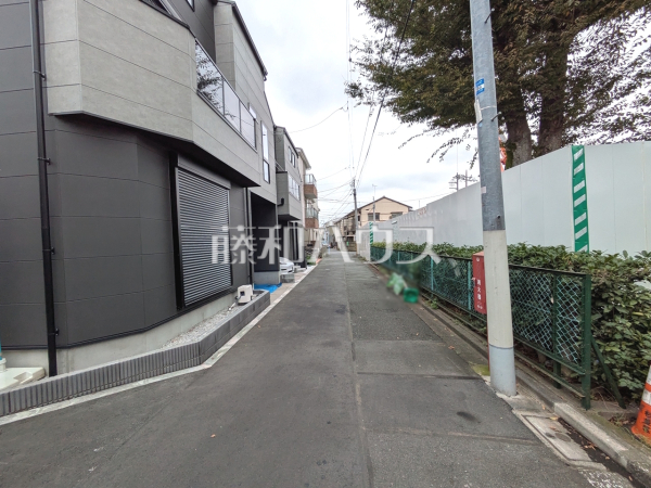 接道状況および現場風景 【杉並区天沼1丁目】 接道状況および現場風景 【杉並区天沼1丁目】