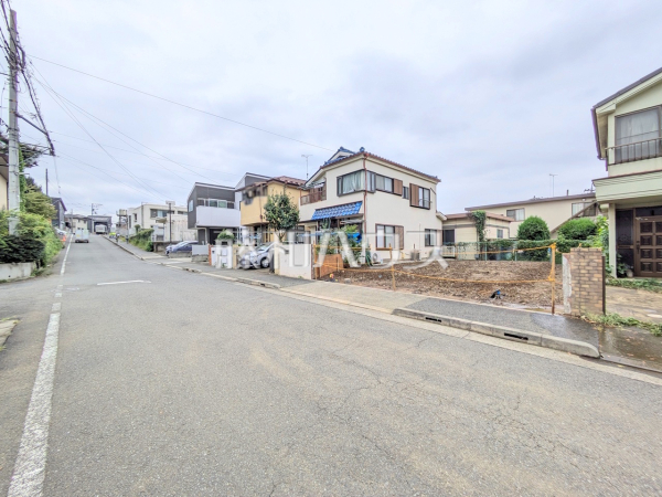 接道状況および現場風景 【日野市西平山1丁目】 接道状況および現場風景 【日野市西平山1丁目】