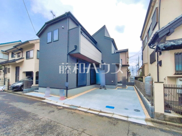 外観 【東久留米市南町1丁目】 堂々完成、いつでもご内覧いただけます!ぜひ実物をご覧いただきたく思います。喜んでご案内いたしますのでお気軽にお問合せ下さい。 外観 【東久留米市南町1丁目】 堂々完成、いつでもご内覧いただけます!ぜひ実物をご覧いただきたく思います。喜んでご案内いたしますのでお気軽にお問合せ下さい。