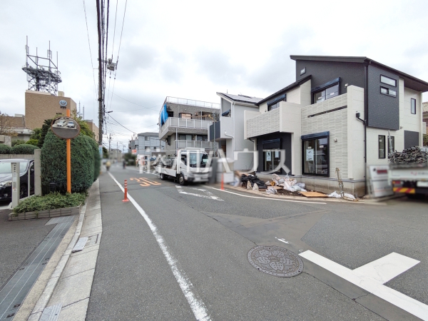 接道状況および現場風景 【練馬区上石神井4丁目】 接道状況および現場風景 【練馬区上石神井4丁目】