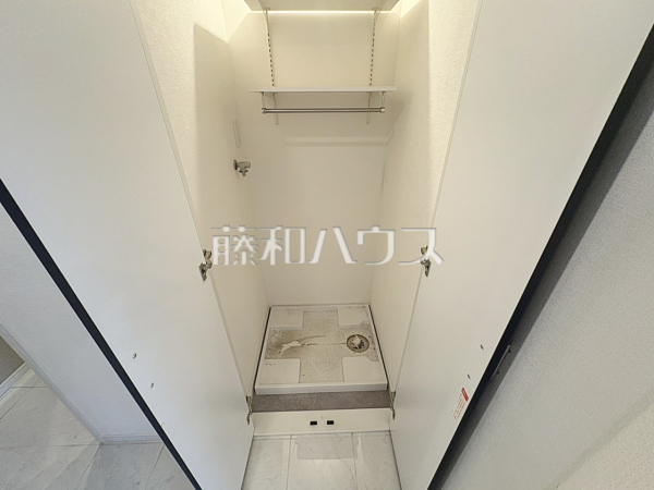 洗濯機置き場 【ドミール南青山】 洗濯機置き場 【ドミール南青山】