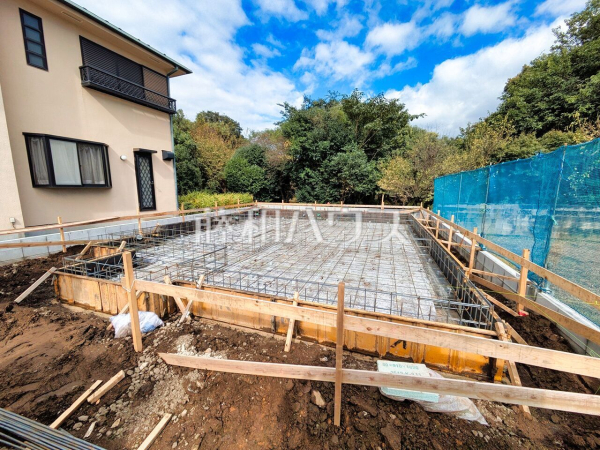 外観 【東久留米市金山町1丁目】 見学はしたいけど、なかなか時間が取れない・・・そんな方に出勤前や仕事終わりにマイホームを見学できるサポートをいたします。 外観 【東久留米市金山町1丁目】 見学はしたいけど、なかなか時間が取れない・・・そんな方に出勤前や仕事終わりにマイホームを見学できるサポートをいたします。