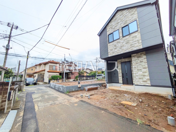 接道状況および現場風景 【所沢市宮本町2丁目】 接道状況および現場風景 【所沢市宮本町2丁目】