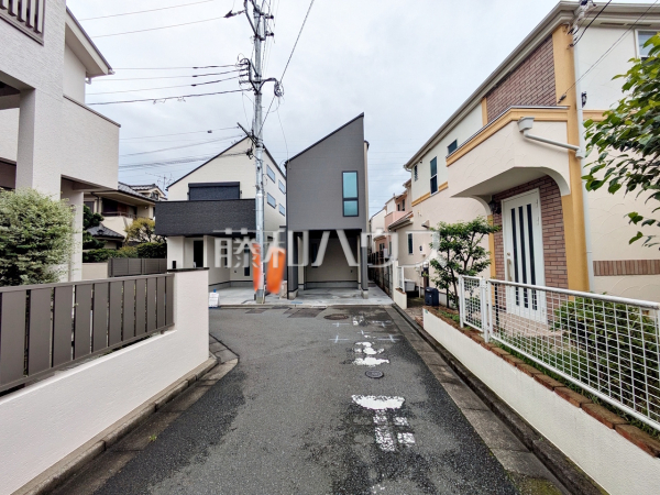 接道状況および現場風景 【練馬区関町南2丁目】 接道状況および現場風景 【練馬区関町南2丁目】