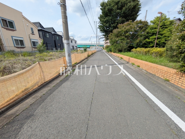 接道状況および現場風景 【練馬区三原台1丁目】 接道状況および現場風景 【練馬区三原台1丁目】