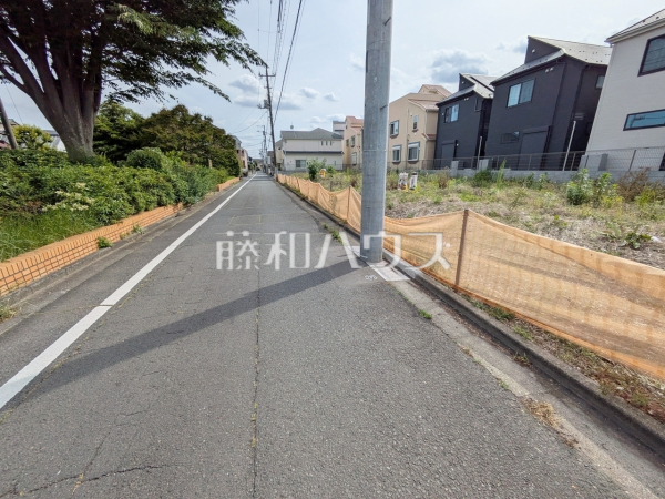 接道状況および現場風景 【練馬区三原台1丁目】 接道状況および現場風景 【練馬区三原台1丁目】
