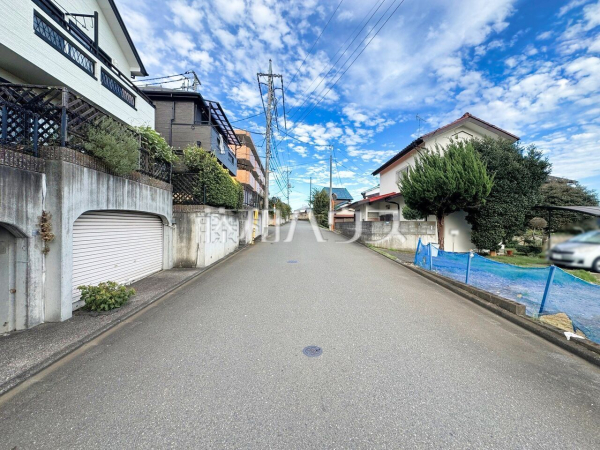 接道状況および現場風景 【東久留米市下里6丁目】 接道状況および現場風景 【東久留米市下里6丁目】