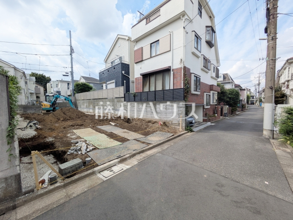 接道状況および現場風景 【練馬区上石神井1丁目】 接道状況および現場風景 【練馬区上石神井1丁目】