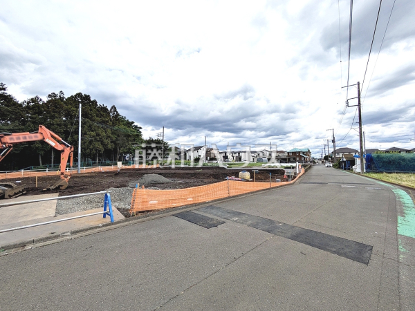 接道状況および現場風景 【日野市新町5丁目】 接道状況および現場風景 【日野市新町5丁目】