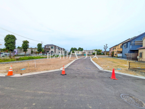 接道状況および現場風景 【昭島市宮沢町2丁目】 接道状況および現場風景 【昭島市宮沢町2丁目】