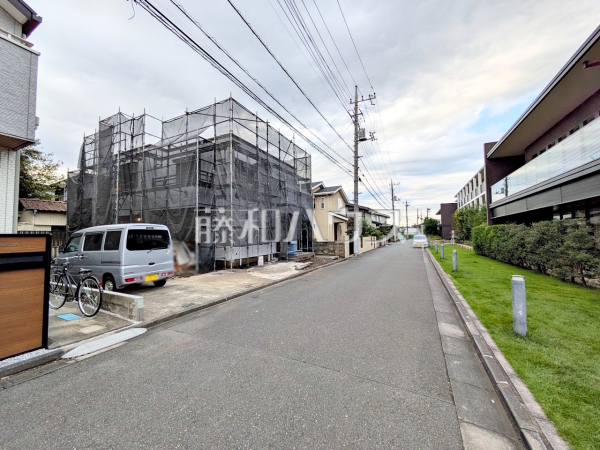 接道状況および現場風景 【練馬区高野台5丁目】 接道状況および現場風景 【練馬区高野台5丁目】