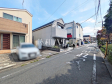 ≪接道状況≫ 前面道路幅も5mあるので、全体としての見通しがよく、すれ違いや車を出し入れする際も安心です。 【調布市仙川町1丁目】 ≪接道状況≫ 前面道路幅も5mあるので、全体としての見通しがよく、すれ違いや車を出し入れする際も安心です。 【調布市仙川町1丁目】