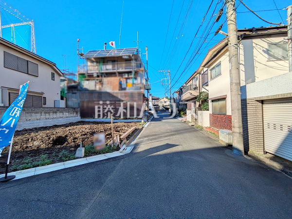 接道状況および現場風景 【三鷹市北野1丁目】 接道状況および現場風景 【三鷹市北野1丁目】
