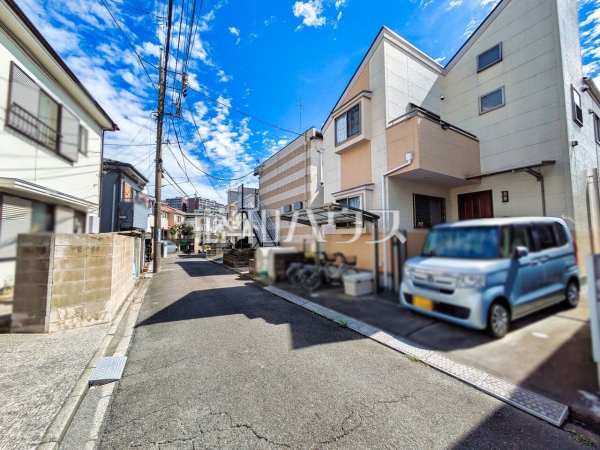 接道状況および現場風景 【西東京市向台町6丁目】 接道状況および現場風景 【西東京市向台町6丁目】
