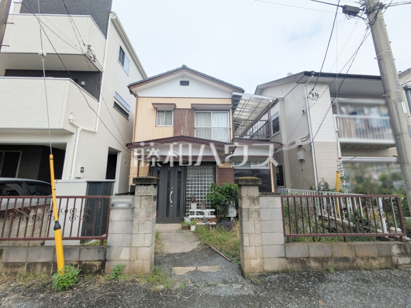 住まいの事なら地元で豊富な実績を誇る、地域密着の藤和ハウスへお任せ下さい! 【朝霞市膝折町5丁目】 住まいの事なら地元で豊富な実績を誇る、地域密着の藤和ハウスへお任せ下さい! 【朝霞市膝折町5丁目】