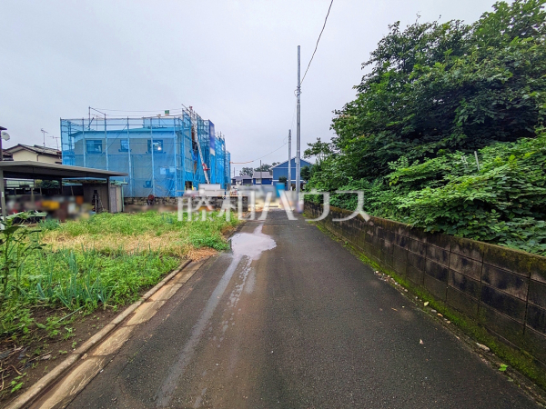 接道状況および現場風景 【新座市野火止4丁目】 接道状況および現場風景 【新座市野火止4丁目】