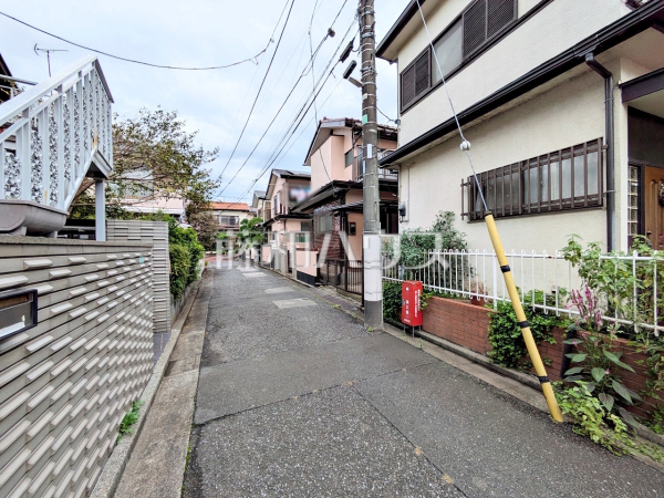 接道状況および現場風景 【練馬区南大泉2丁目】 接道状況および現場風景 【練馬区南大泉2丁目】