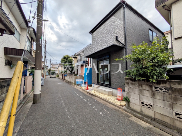 接道状況および現場風景 【練馬区西大泉6丁目】 接道状況および現場風景 【練馬区西大泉6丁目】