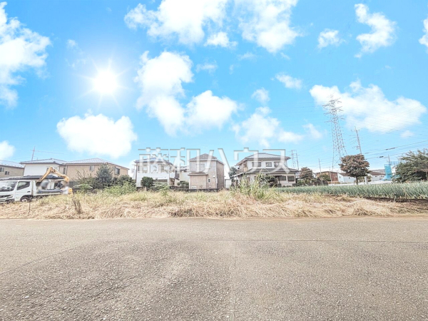 接道状況および現場風景 【日野市東平山3丁目】 接道状況および現場風景 【日野市東平山3丁目】
