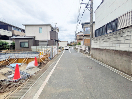 接道状況および現場風景 【和光市新倉3丁目】/撮影日2026/10/04