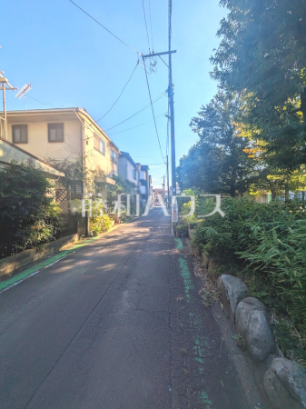 接道状況および現場風景 【新座市栗原6丁目】 接道状況および現場風景 【新座市栗原6丁目】