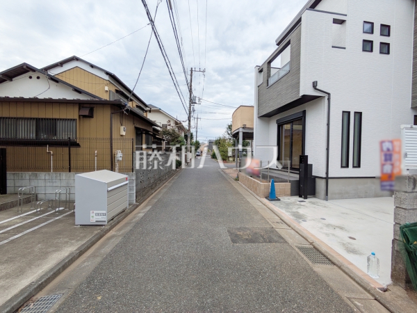接道状況および現場風景 【練馬区春日町3丁目】 接道状況および現場風景 【練馬区春日町3丁目】