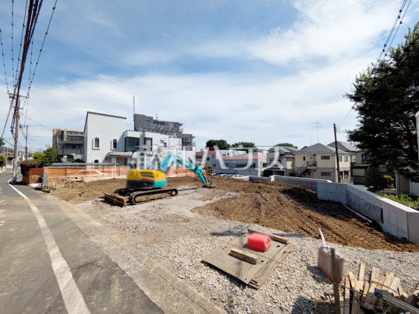 ≪現地外観≫京王線「つつじヶ丘」駅 徒歩5分!この恵まれたロケーションによる幸福感は、毎朝の通勤時にしっかりと感じられるのではないでしょうか。【調布市西つつじケ丘4丁目】 ≪現地外観≫京王線「つつじヶ丘」駅 徒歩5分!この恵まれたロケーションによる幸福感は、毎朝の通勤時にしっかりと感じられるのではないでしょうか。【調布市西つつじケ丘4丁目】