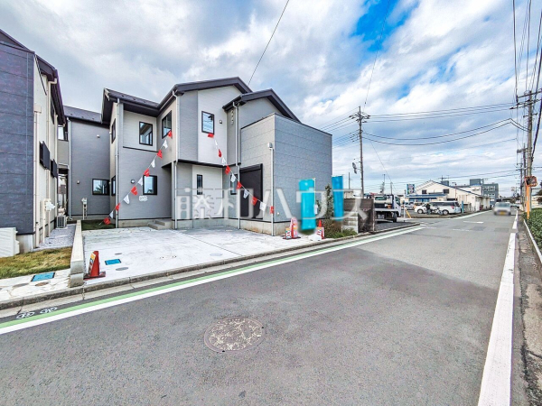 接道状況および現場風景 【所沢市東狭山ケ丘3丁目】 接道状況および現場風景 【所沢市東狭山ケ丘3丁目】