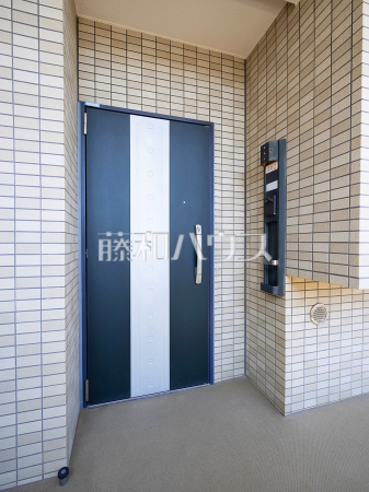 玄関 【アドゥー氷川台】 玄関 【アドゥー氷川台】