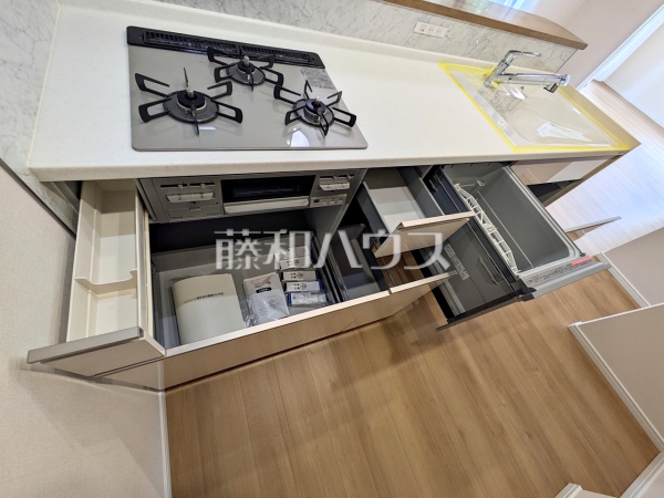 キッチン収納 【西東京市富士町2丁目 ユアコート東伏見弐番館】 キッチン収納 【西東京市富士町2丁目 ユアコート東伏見弐番館】