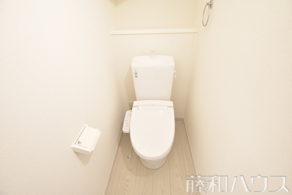 トイレ　【名古屋市名東区極楽３丁目】